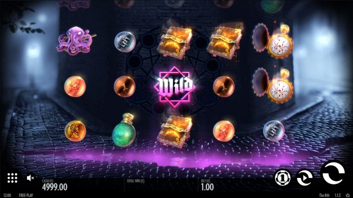 PLay The Rift Online Slot For Free